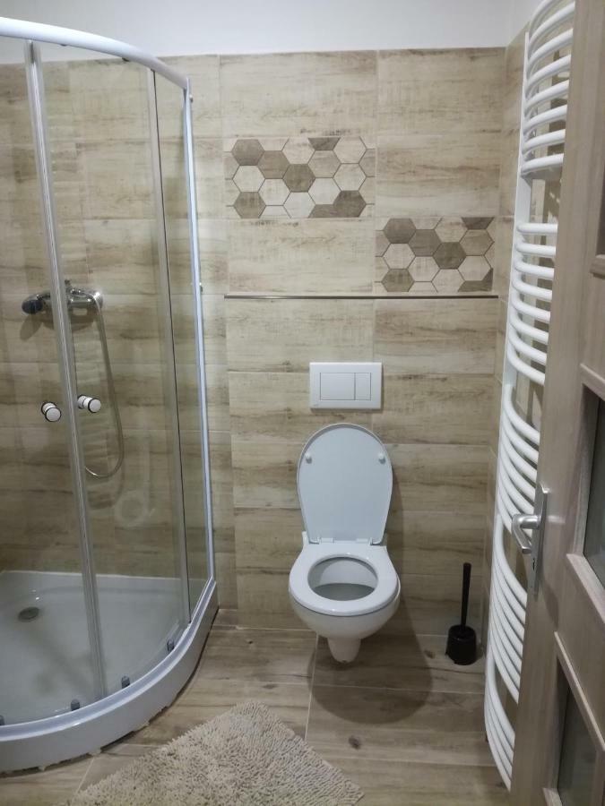 Apartman Prefa Benesov nad Ploucnici Zewnętrze zdjęcie