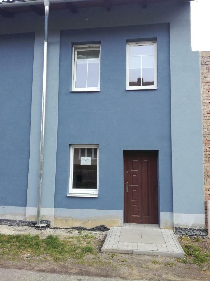 Apartman Prefa Benesov nad Ploucnici Zewnętrze zdjęcie